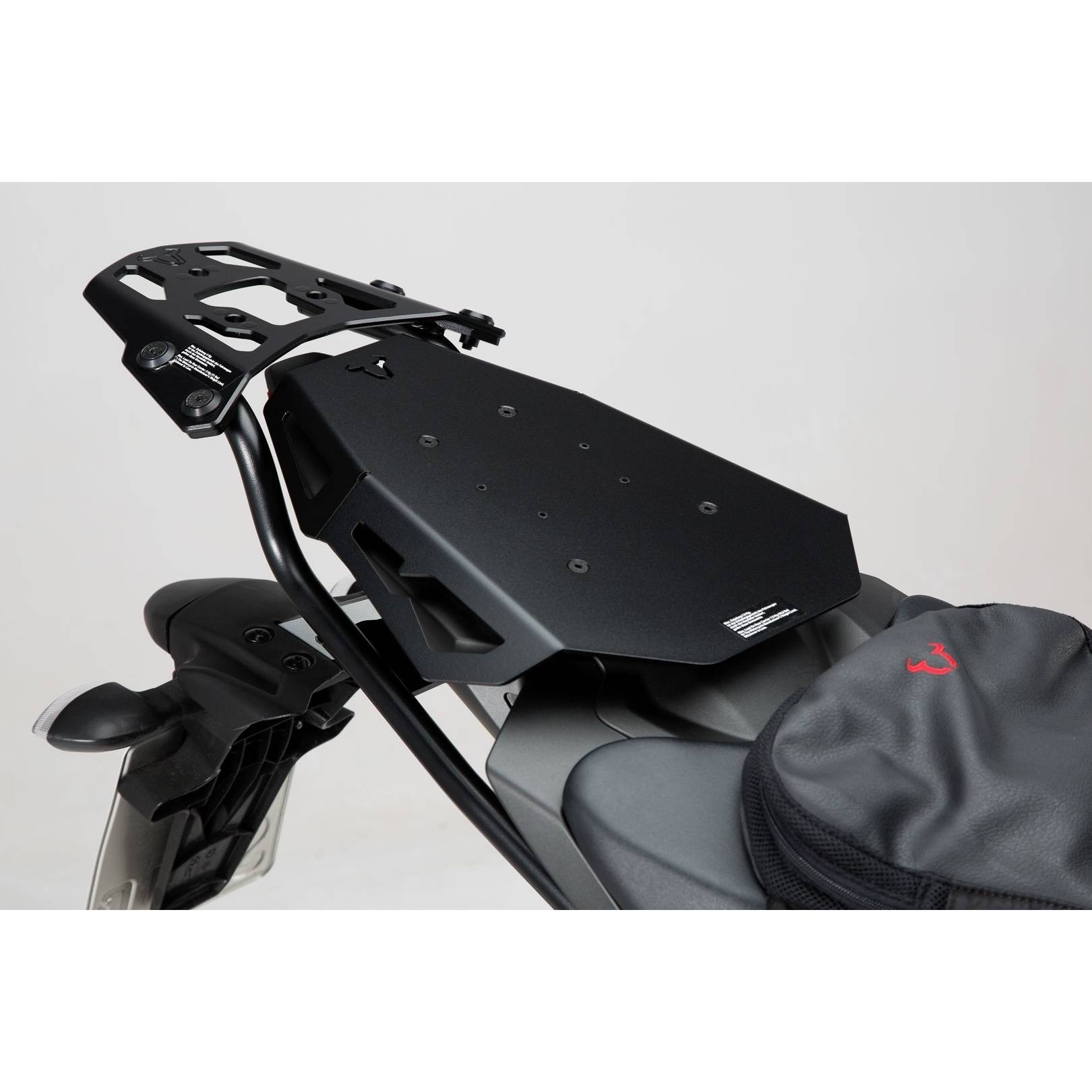 SWMotech SeatRack Black GPT.06.506.40000/B Yamaha FZ07 2015
