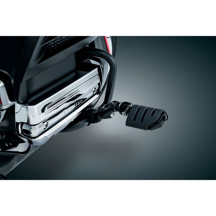 Kuryakyn Gloss Black Ergo II Cruise Mounts with Trident Dually ISOPegs