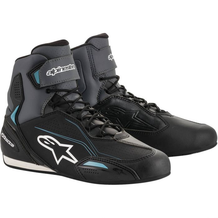 womens biker boots canada